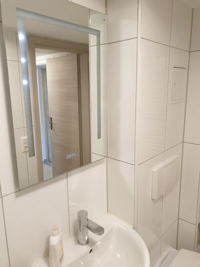 Moderne Einliegerwohnung Amara - Friedrichshafen Am Bodensee Eksteriør billede